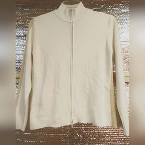 Izod woman's sweater